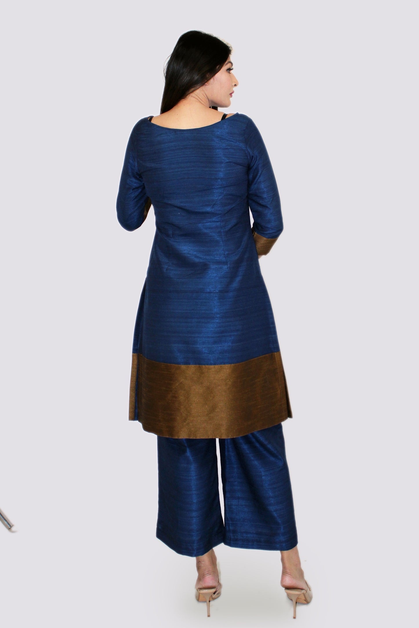 Adaah Kurta Set